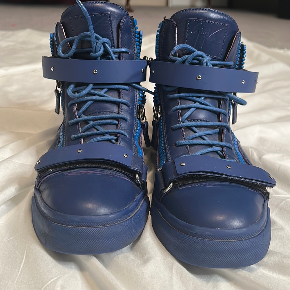 Authentic giuseppezanotti sneakers